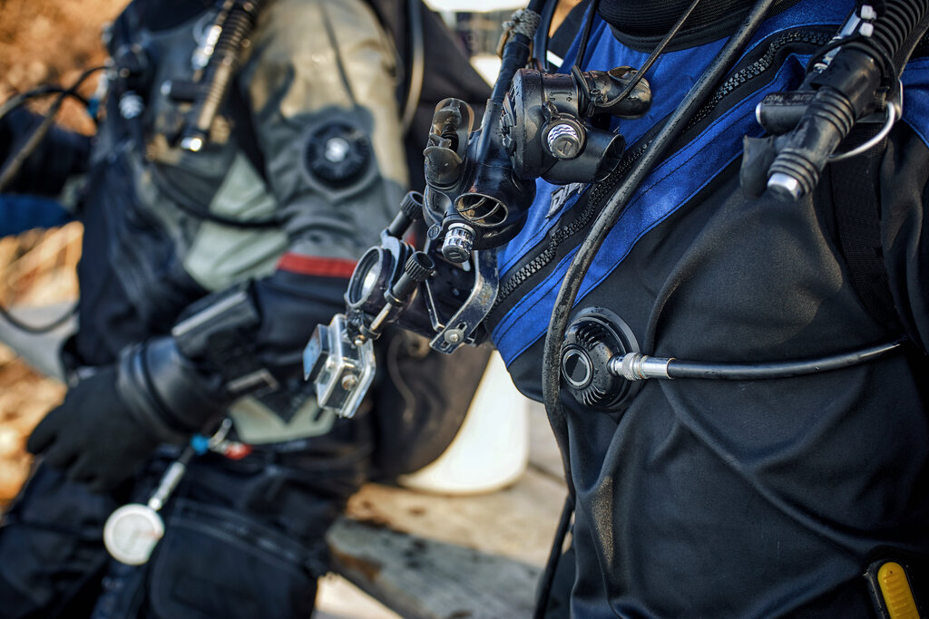 Traje de buceo seco