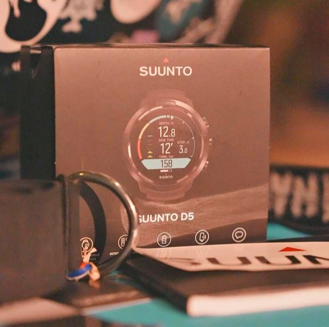 Suunto D5